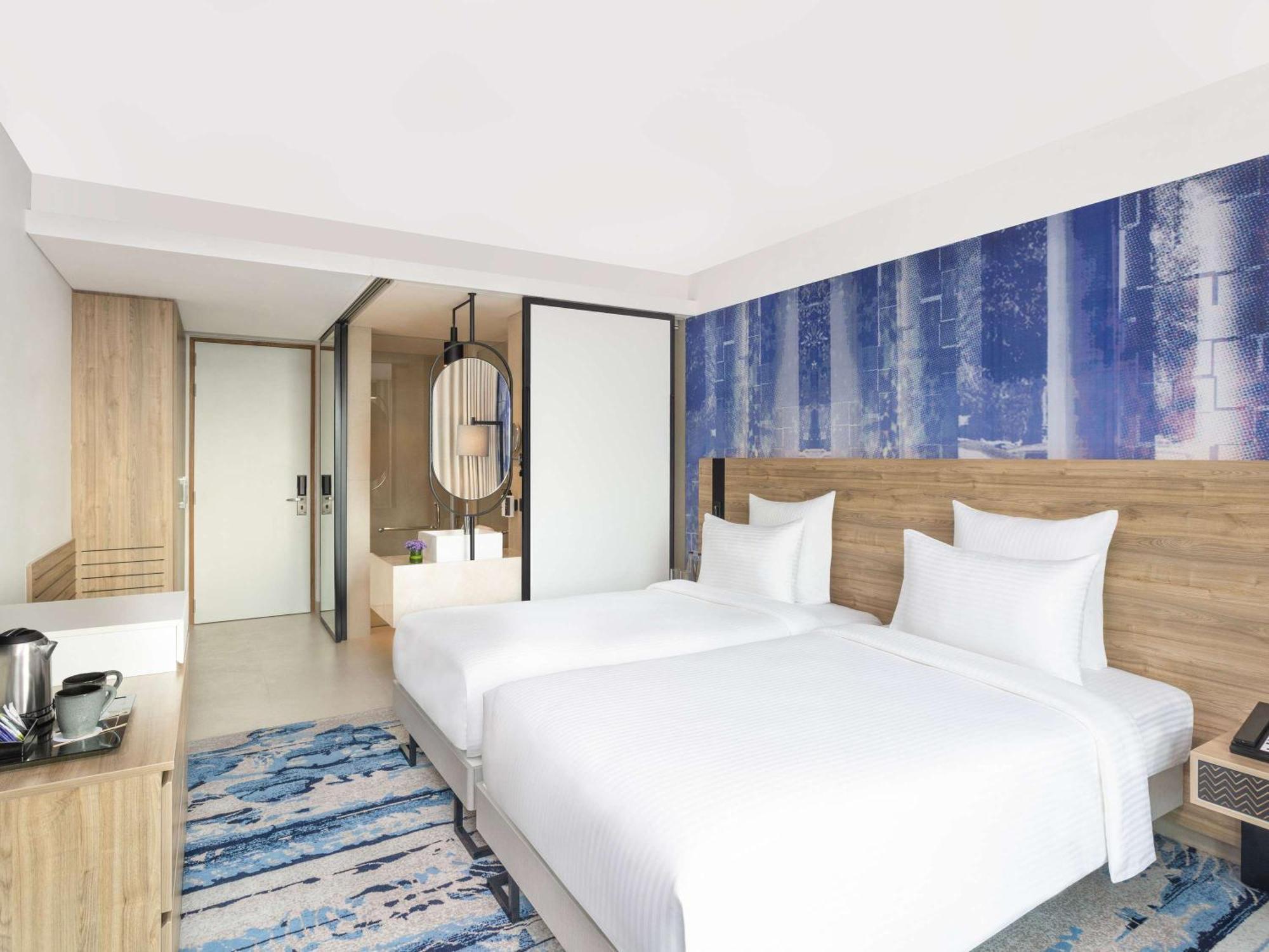 Novotel New Delhi City Centre Exteriör bild